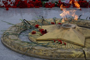 Оренбуржцы почтили память Неизвестного солдата